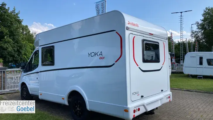 Schräg Hinten Dethleffs Yoka Go T 1 YOKA geht neue Wege