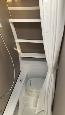 Toilette Dethleffs c' go 495 FR Edition 10