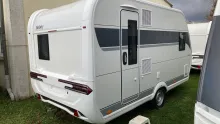 Schräg Hinten Hobby De Luxe 400 SFe
