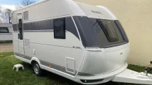 Seitlich Hobby De Luxe 400 SFe