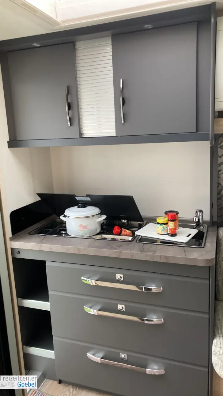 Küchen Hobby De Luxe 400 SFe