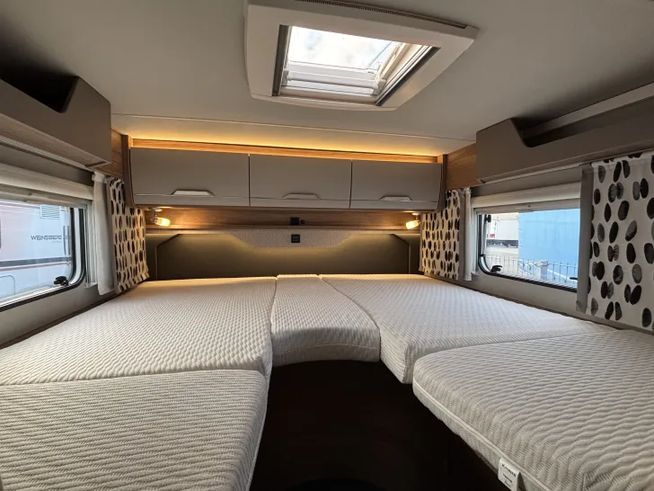 Fahrzeugbild Knaus VAN WAVE 640 MEG Vansation MAN Hubbett, Luft-Zusatzfederung #12