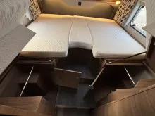 Fahrzeugbild Knaus VAN WAVE 640 MEG Vansation MAN Hubbett, Luft-Zusatzfederung #13