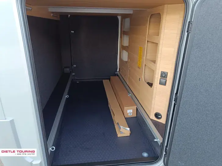 Fahrzeugbild Adria Matrix 60Y 670 SL Jubilee Markise, Modell 26 #5