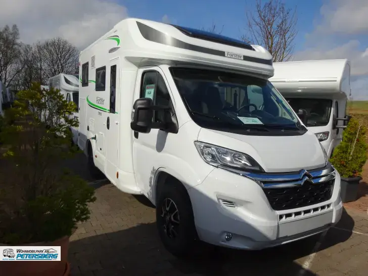 Fahrzeugbild Forster T 599 HB inkl. Winterpaket #1