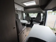 Fahrzeugbild Pössl 2 Win S, Fiat Rahmenfenster, Markise, Radtr. #9