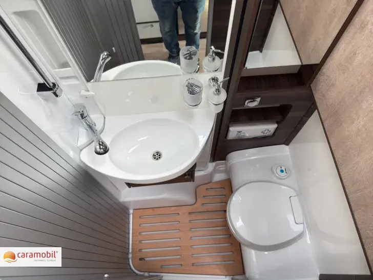 Fahrzeugbild Laika Ecovip L 2009 Automatik/RFK/Navi/Markise/Hubbett #12