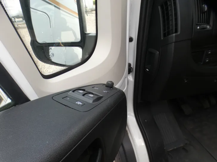 Fahrzeugbild Sonstige Selbstausbau #5