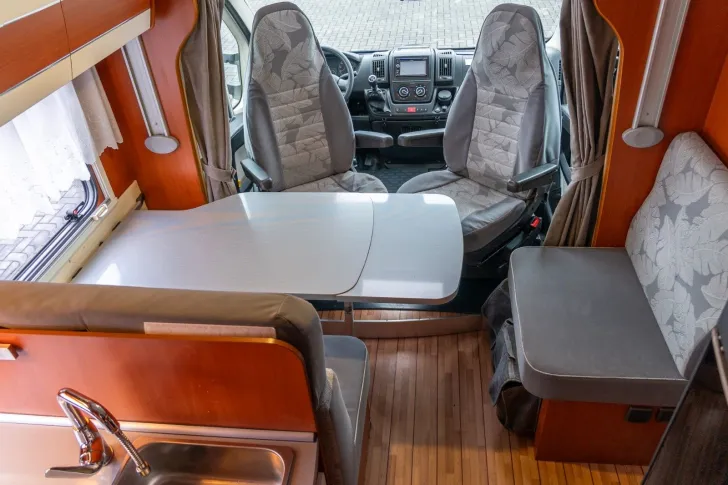 Fahrzeugbild GIOTTILINE Therry Windy58 *Lithium*SAT*2xTV*Hubbett*Queensb #12