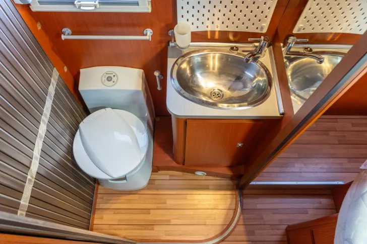 Fahrzeugbild GIOTTILINE Therry Windy58 *Lithium*SAT*2xTV*Hubbett*Queensb #20