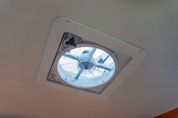 Fahrzeugbild GIOTTILINE Therry Windy58 *Lithium*SAT*2xTV*Hubbett*Queensb #23