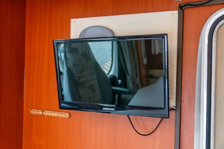 Fahrzeugbild GIOTTILINE Therry Windy58 *Lithium*SAT*2xTV*Hubbett*Queensb #24