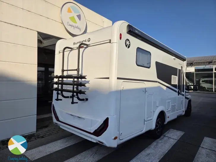 Frontal Vorne Sunlight T 67S Adventure Edition