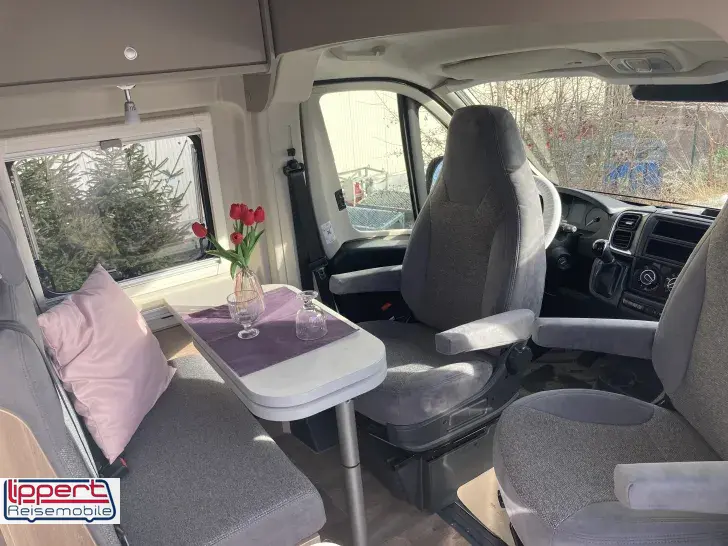 Fahrzeugbild Carado CV 540 PRO Schlafdach #9