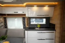 Fahrzeugbild Tabbert Vivaldi 550 E 2,5 Glattblech | Seitz-Fenster #5