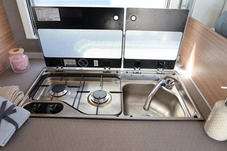 Fahrzeugbild Weinsberg CaraLoft 650 MF (Ford) Assistenz-Paket | Automatik #9