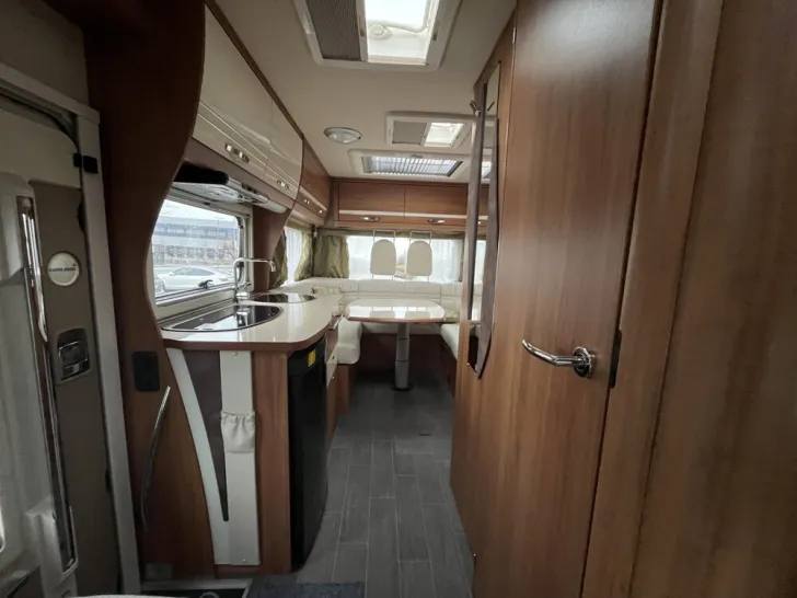 Fahrzeugbild Eura Mobil Terrestra A 570 HS #6