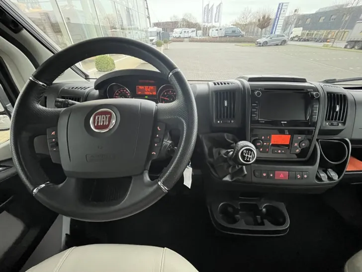 Fahrzeugbild Eura Mobil Terrestra A 570 HS #13