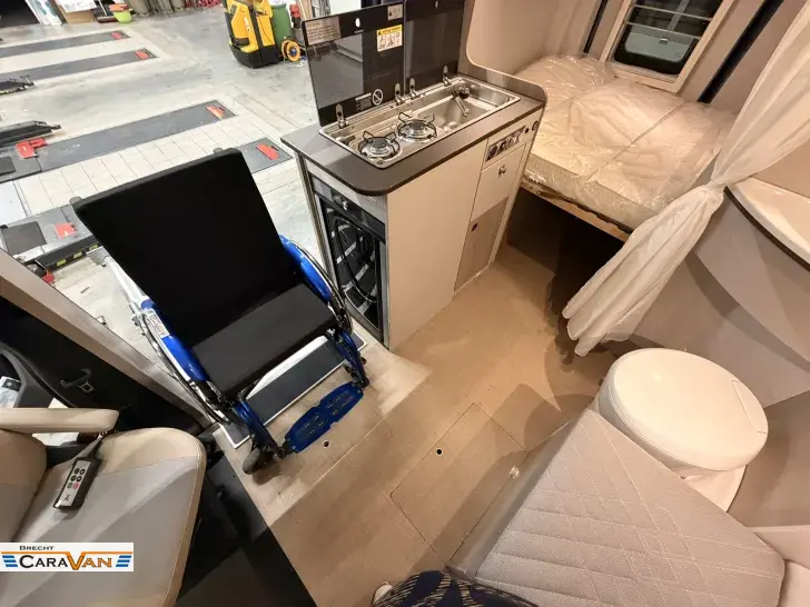 Fahrzeugbild Bürstner Lineo C 550 barrierefrei m. Tageszulassung #12