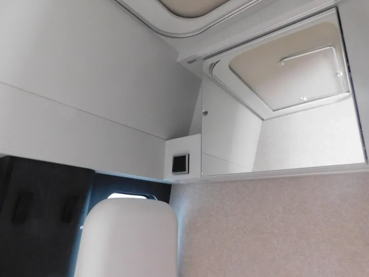 Fahrzeugbild Hymer Grand Canyon S 600 volle-Hütte ! #17