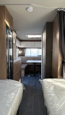 Sicht vorne-hinten Tabbert Senara 550 E 2,3 *2024*1800kg*MonoControl CS*