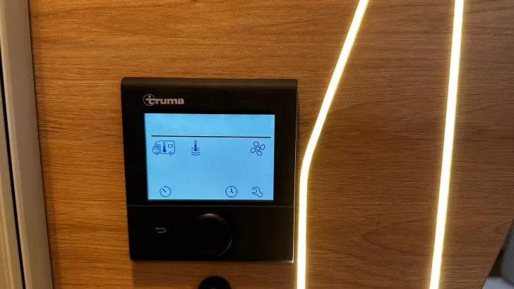 Fahrzeugbild Knaus Südwind 650 PXB #17