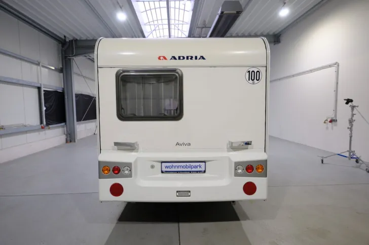 Fahrzeugbild Adria Aviva 400 PS/Festbett/100èr Zulassung/Finanz. #4