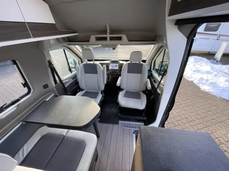 Fahrzeugbild VanTourer 600 D ++MEGA DEAL++ *Automatik* #10
