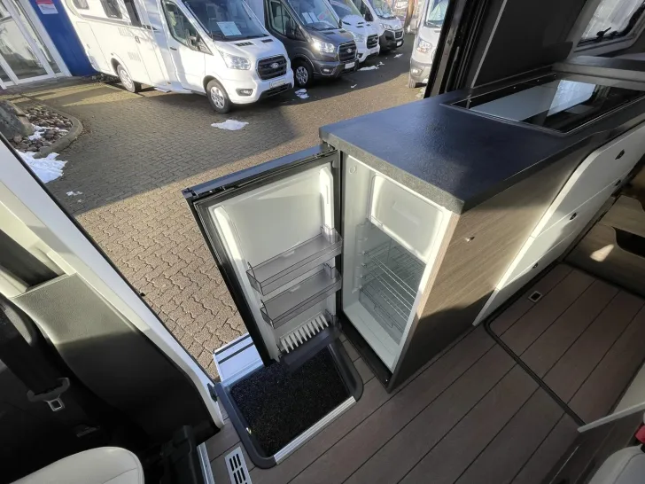 Fahrzeugbild VanTourer 600 D ++MEGA DEAL++ *Automatik* #13