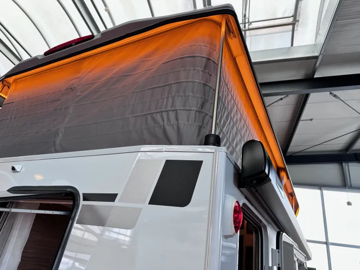 Fahrzeugbild Weinsberg X-CURSION CUV 500 LT EDITION [PEPPER] TV-Paket (LTE/WLAN), SlideBett #8