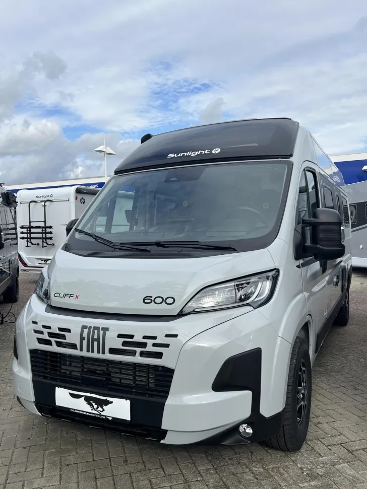 Fahrzeugbild Sunlight Cliff X 600 Fiat #1