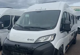 Bild Camper Van Cliff640