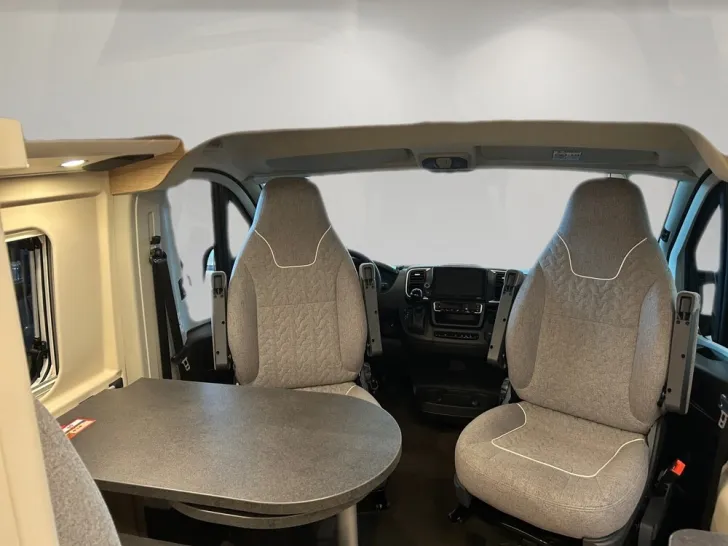 Fahrzeugbild Malibu Compact 600 LE #11