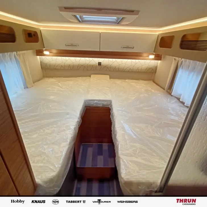 Betten Weinsberg CaraCore 700 MEG Zustand sehr gut