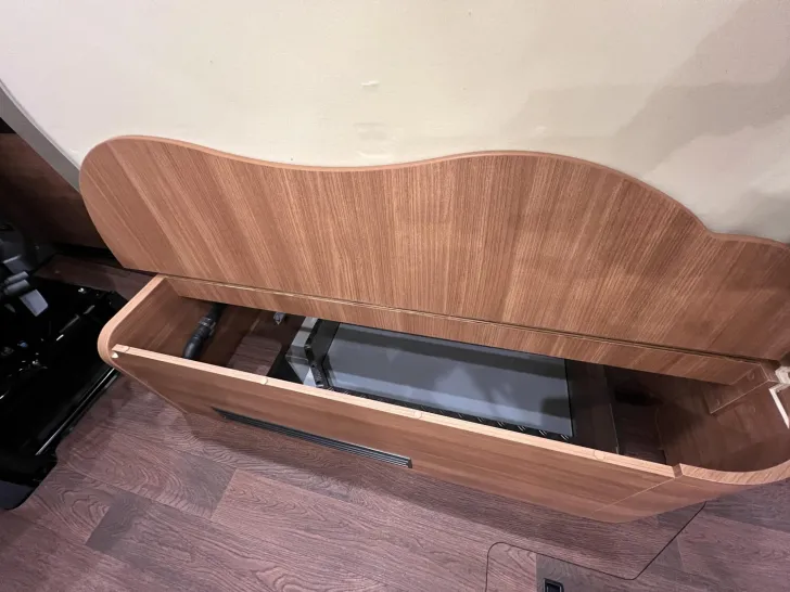Fahrzeugbild Carthago chic c-line I 6.2 XL QB Fiat (274) #39