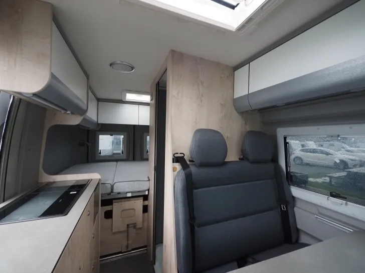 Fahrzeugbild Clever Tour 540, Heckschrank, Entfall Staufach Cockpit #10