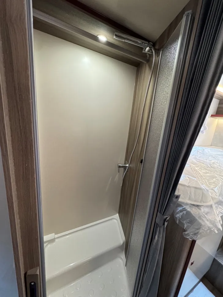 Fahrzeugbild Roller Team Kronos 287 TL Aut, Solar, WiFi, Markise uvm. #12