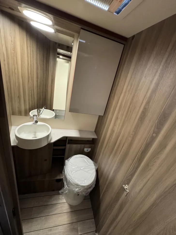 Fahrzeugbild Roller Team Kronos 287 TL Aut, Solar, WiFi, Markise uvm. #11