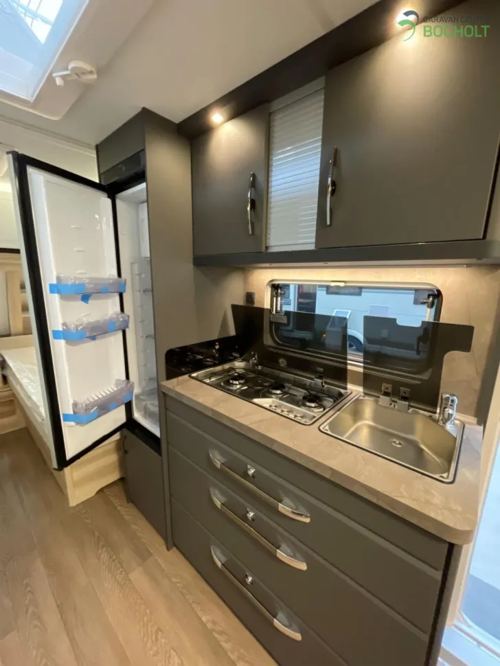 Fahrzeugbild Hobby De Luxe 495 UL InterCaravaning Sondermodell #8