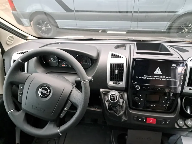 Fahrzeugbild Dethleffs Just Camp T 7052 EB Family + One Paket, Hubbett #9