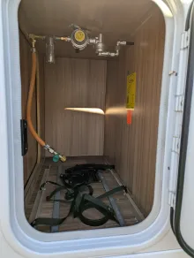 Fahrzeugbild Knaus Sun TI 700 MEG 150 PS / Schalter #25