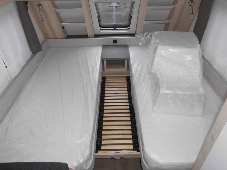 Fahrzeugbild Hobby De Luxe 460 SL #10