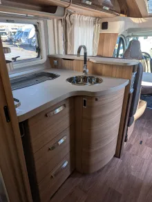 Fahrzeugbild Knaus Sun TI 700 MEG 150 PS / Schalter #17