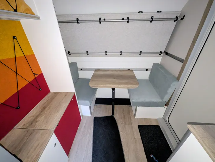 Fahrzeugbild Hobby Beachy 420+ AUFLASTUNG AUF 1200 KG #10