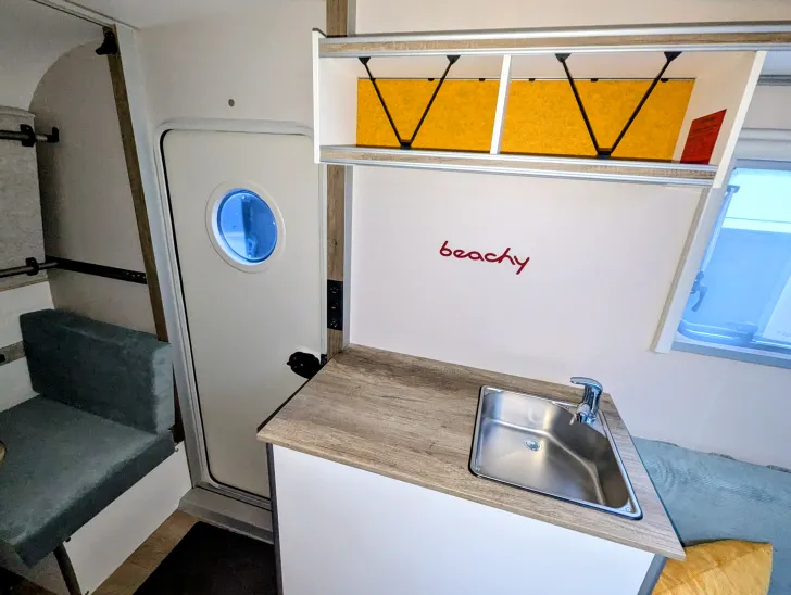 Fahrzeugbild Hobby Beachy 420+ AUFLASTUNG AUF 1200 KG #11