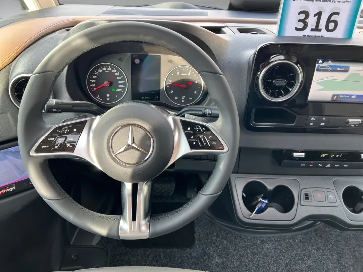 Fahrzeugbild Carthago chic c-line I 4.9 LE Mercedes (317) #10