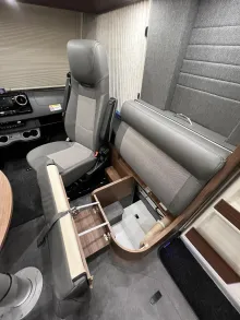 Fahrzeugbild Carthago chic c-line I 4.9 LE Mercedes (316) #40