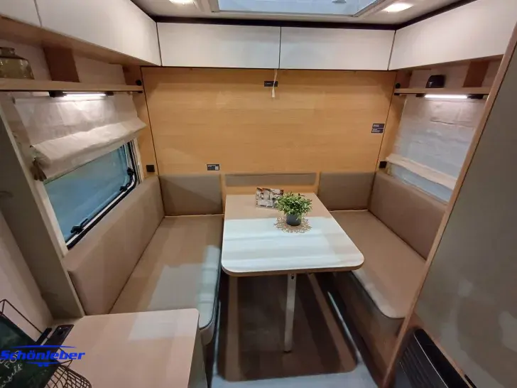 Fahrzeugbild LMC Style 400 F #5