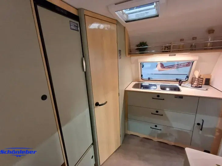 Fahrzeugbild LMC Style 400 F #6