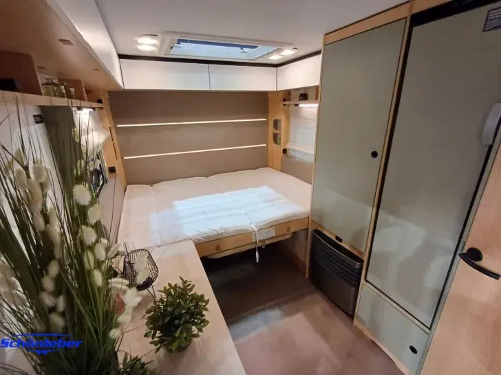 Fahrzeugbild LMC Style 400 F #8